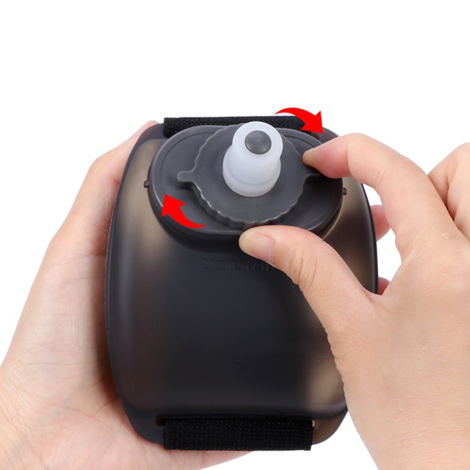 Foldable Wrist Water Bottle Foldable Wrist Water Bottle