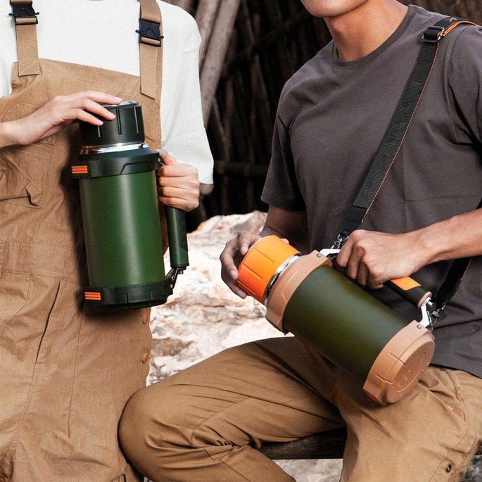 Large Capacity Travel Water Bottle Large Capacity Travel Water Bottle
